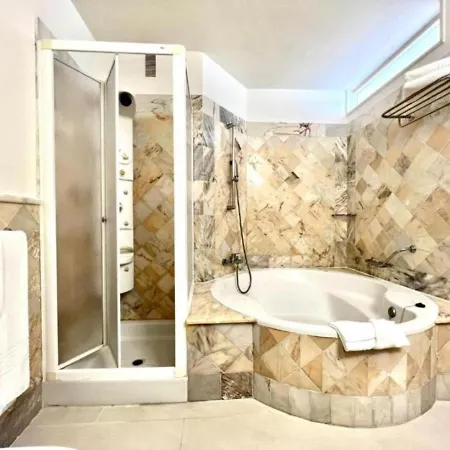 Three Bedrooms With Sea View,heated Pool In Winter, First Line Of The Atlantic Ocean Apartment Los Realejos