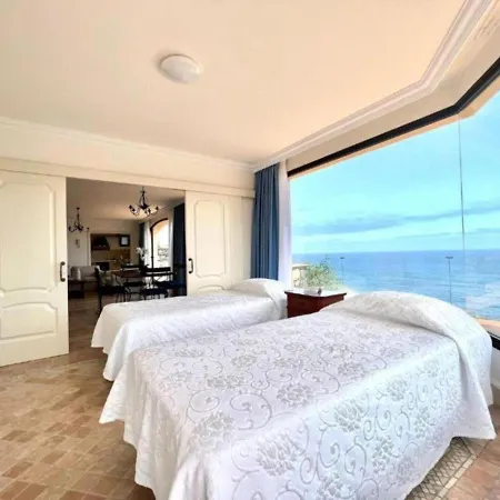 Apartment Three Bedrooms With Sea View,heated Pool In Winter, First Line Of The Atlantic Ocean *