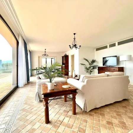 Three Bedrooms With Sea View,heated Pool In Winter, First Line Of The Atlantic Ocean * Los Realejos