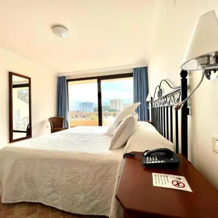 Three Bedrooms With Sea View,heated Pool In Winter, First Line Of The Atlantic Ocean Apartment Los Realejos