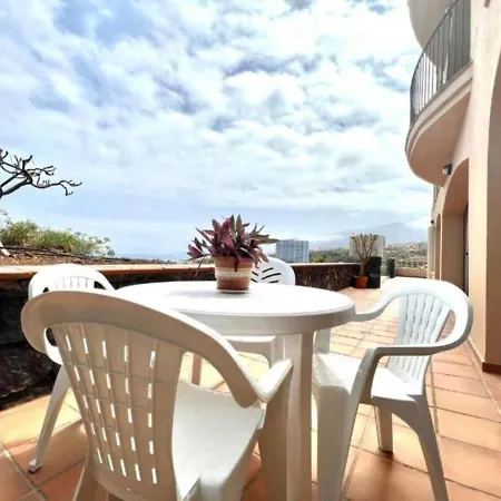 Apartment Three Bedrooms With Sea View,heated Pool In Winter, First Line Of The Atlantic Ocean Los Realejos