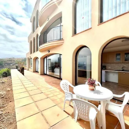Three Bedrooms With Sea View,heated Pool In Winter, First Line Of The Atlantic Ocean Apartment Los Realejos