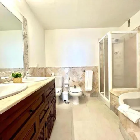 Three Bedrooms With Sea View,heated Pool In Winter, First Line Of The Atlantic Ocean Los Realejos