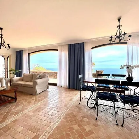 Three Bedrooms With Sea View,heated Pool In Winter, First Line Of The Atlantic Ocean Apartment