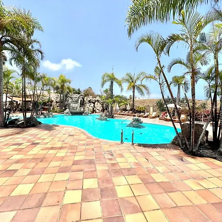 Three Bedrooms With Sea View,heated Pool In Winter, First Line Of The Atlantic Ocean * Los Realejos