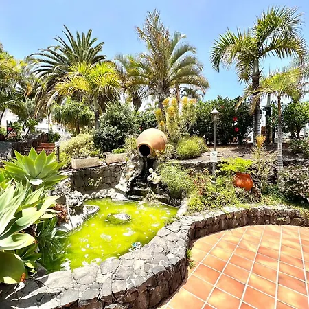 Three Bedrooms With Sea View,heated Pool In Winter, First Line Of The Atlantic Ocean Apartment *