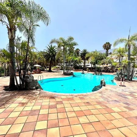 Three Bedrooms With Sea View,heated Pool In Winter, First Line Of The Atlantic Ocean Apartment *