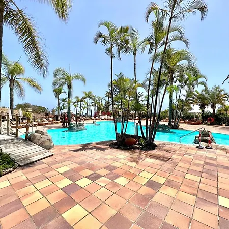 Three Bedrooms With Sea View,heated Pool In Winter, First Line Of The Atlantic Ocean * Los Realejos