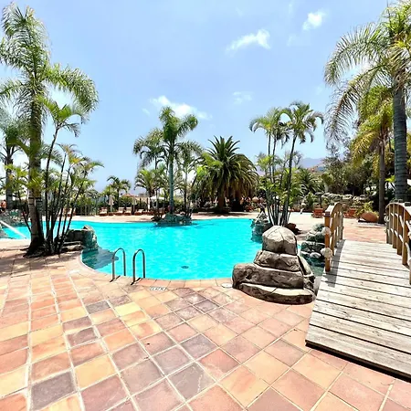 Three Bedrooms With Sea View,heated Pool In Winter, First Line Of The Atlantic Ocean Apartment Los Realejos