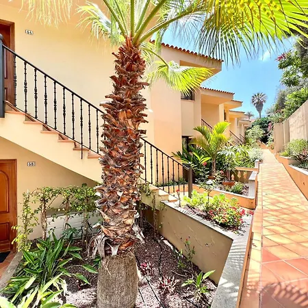 Three Bedrooms With Sea View,heated Pool In Winter, First Line Of The Atlantic Ocean Apartment Los Realejos