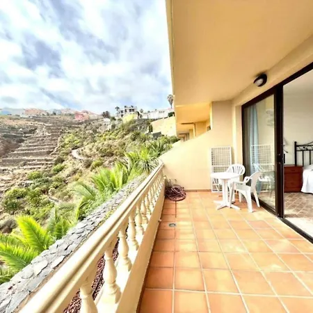 Three Bedrooms With Sea View,heated Pool In Winter, First Line Of The Atlantic Ocean Apartment Los Realejos